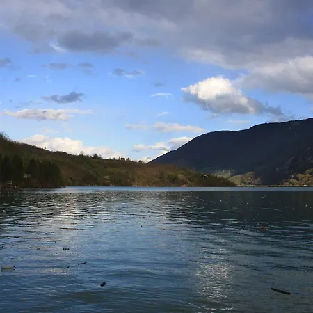 Ostello Hostel Srebrenica Srebrenica