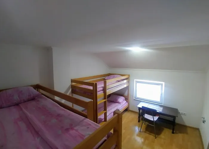 Hostel Srebrenica Vandrarhem