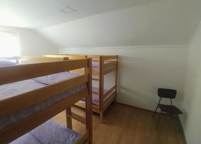 Hostel Srebrenica Vandrarhem